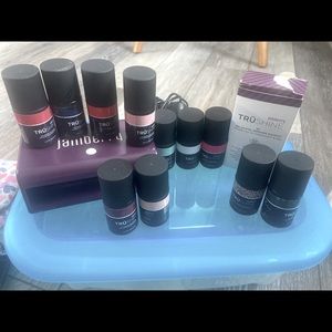 Jamberry gel polish set with lamp included